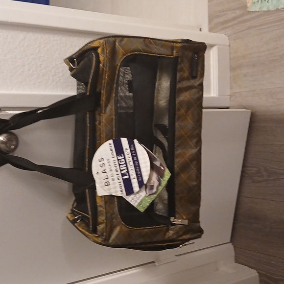 NWT Bill Blass Travel Pet Duffel Carrier